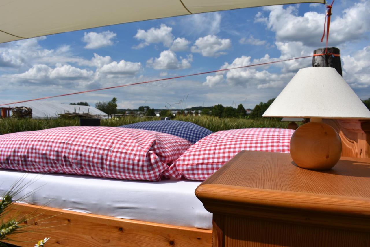 Open Air, Bett Im Kornfeld Otel Finning Dış mekan fotoğraf